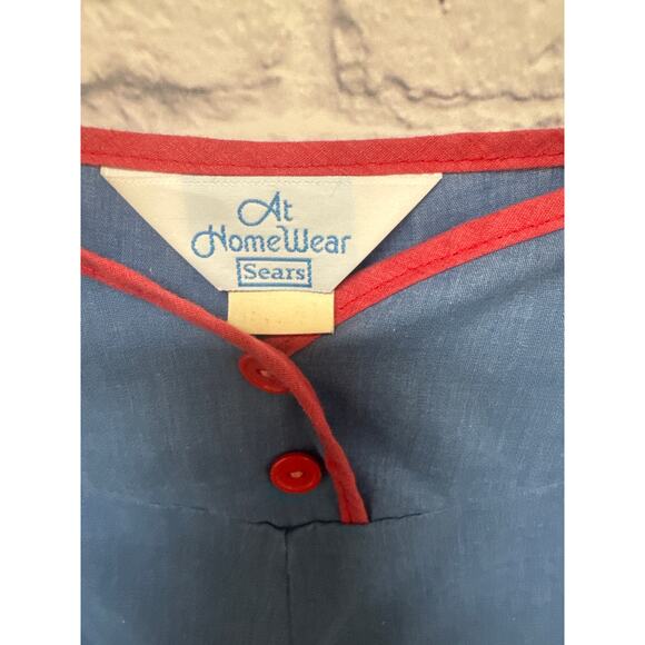 Sears At Home Wear Vintage Blue & Red House Dress Pockets SZ M/L (PTP 21") - Picture 3 of 4